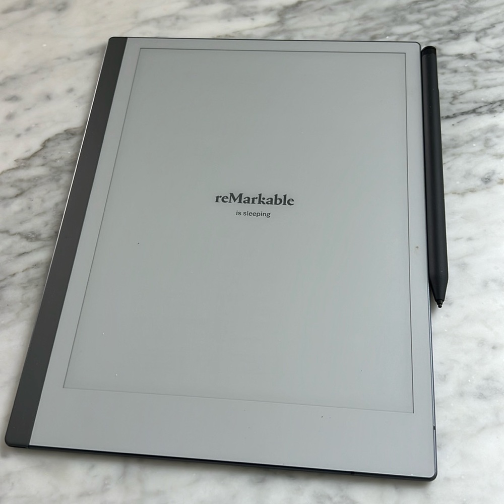 Remarkable 2 with pen